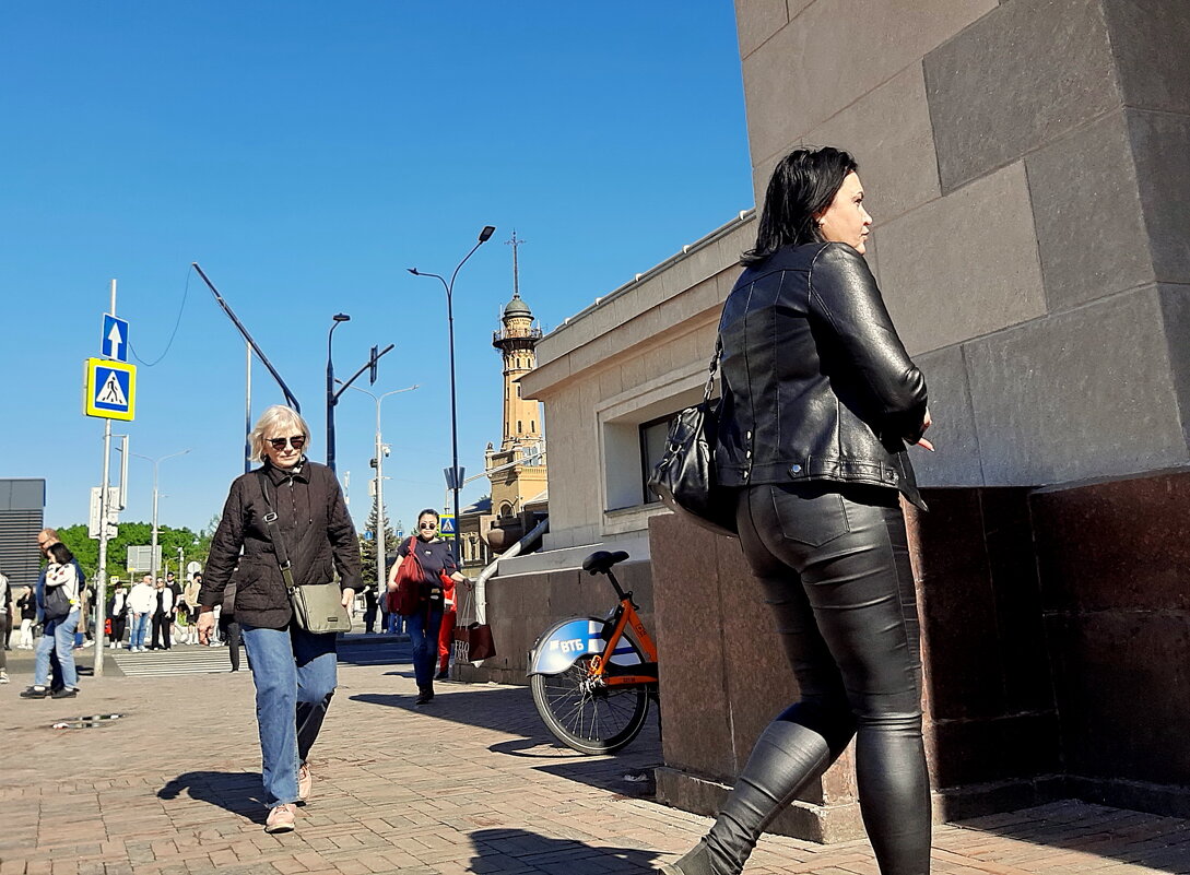 *** - Владимир Захаров