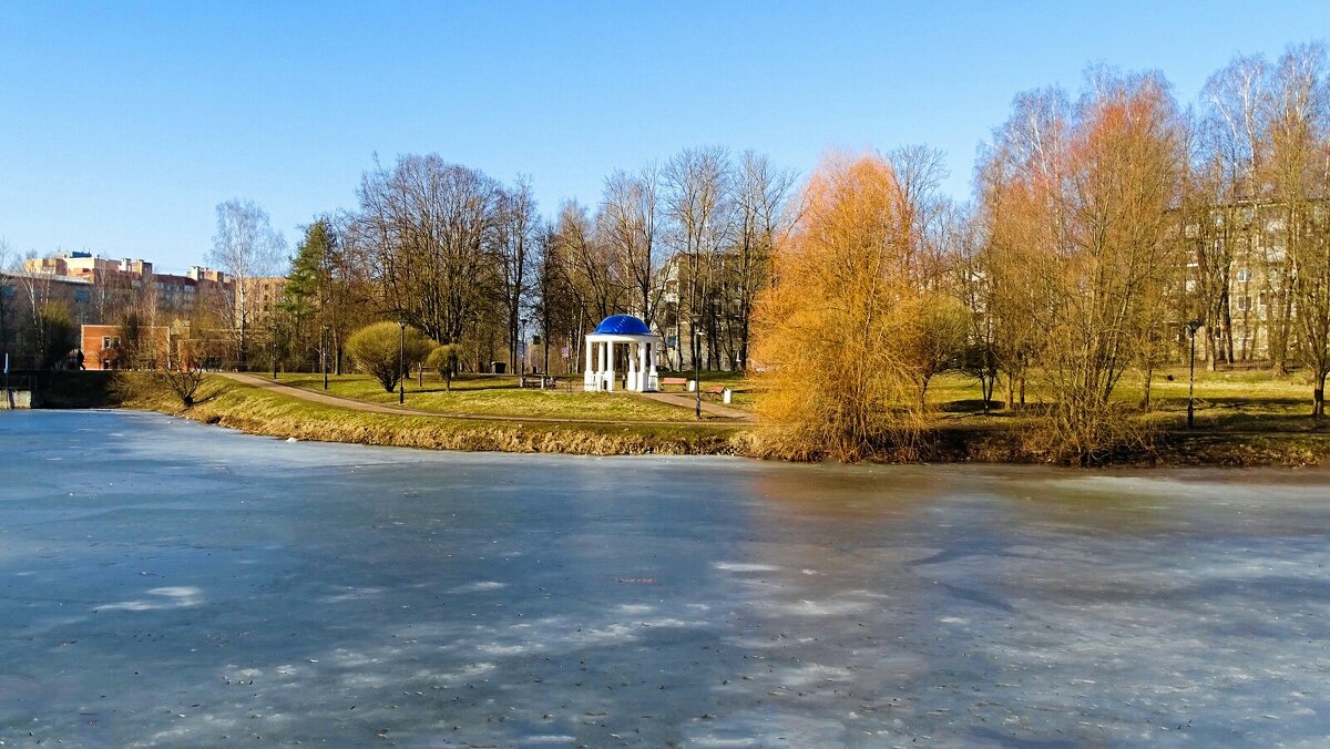 Весенний город - Милешкин Владимир Алексеевич Весенний город - Милешкин Владимир Алексеевич
