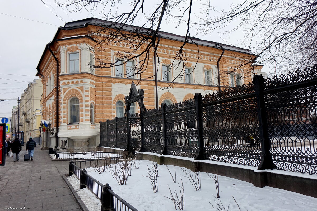 Ограда парка Сан- Галли - Игорь Корф Ограда парка Сан- Галли - Игорь Корф