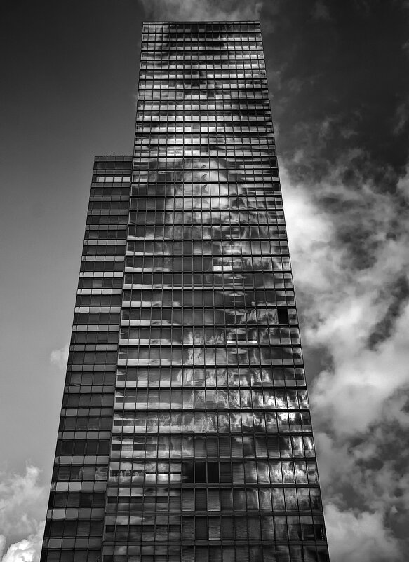 **** - Андроник Александр 