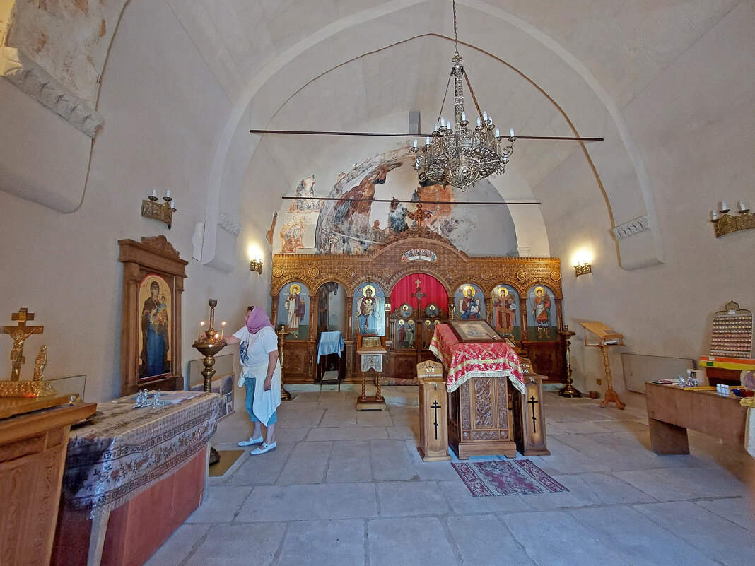 В храме во имя святого великомученика Дмитрия Солунского 14в - ИРЭН@ . В храме во имя святого великомученика Дмитрия Солунского 14в - ИРЭН@ .