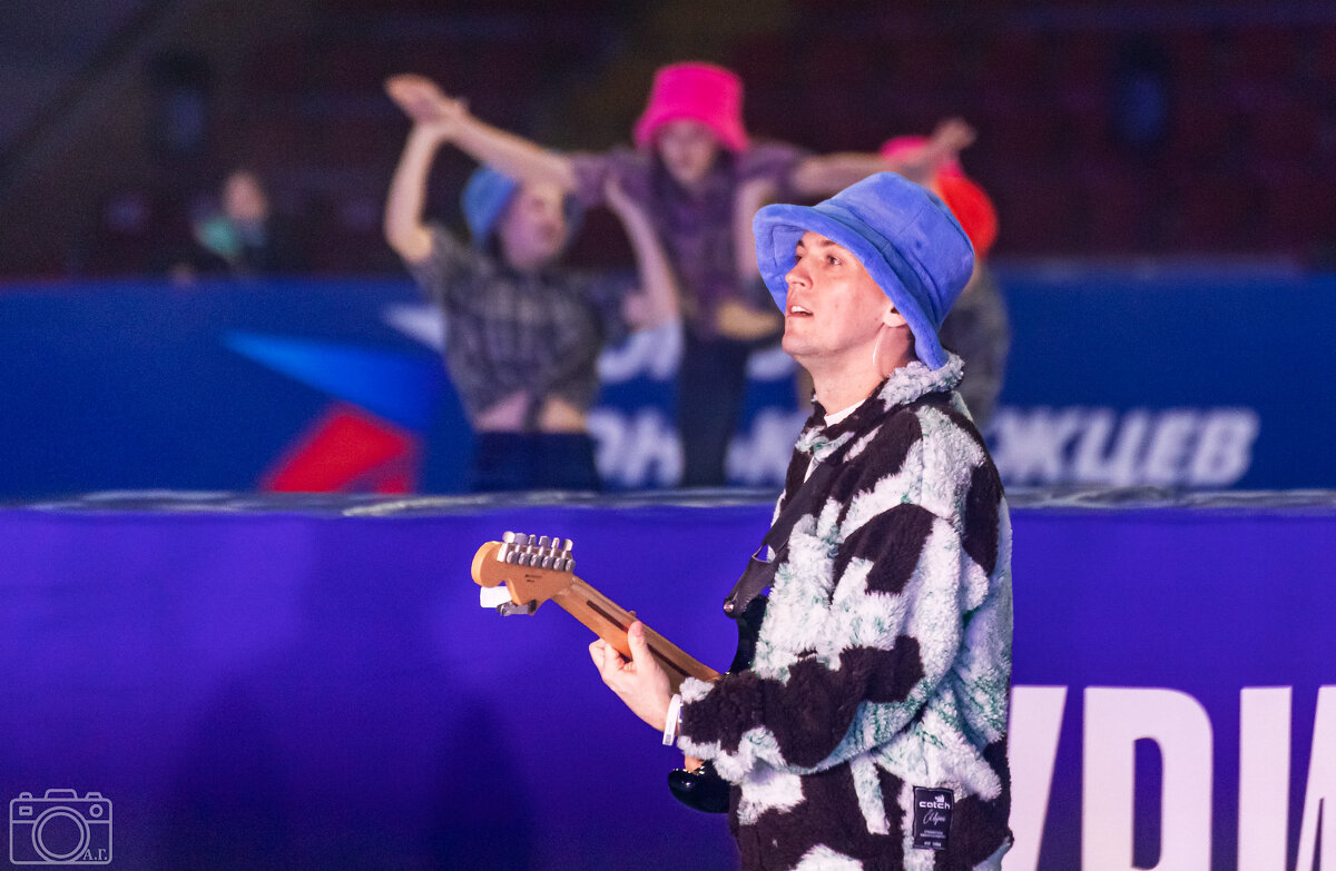 Андрей Попов - Александр 