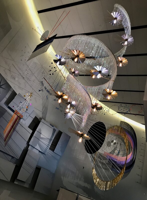 Выставочная инсталляция - Любовь Выставочная инсталляция - Любовь