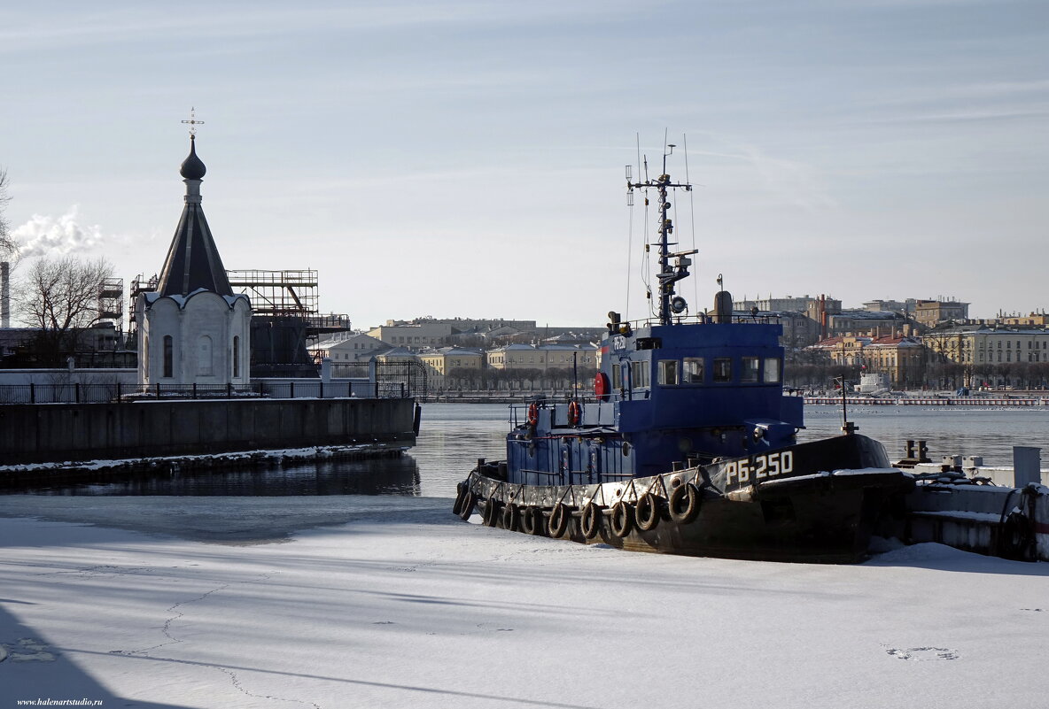 Речной буксир но Английской набережной - Игорь Корф Речной буксир но Английской набережной - Игорь Корф