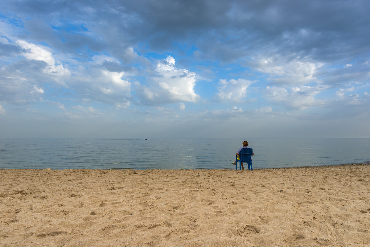 На берегу - Владимир Кириченко  wlad113
