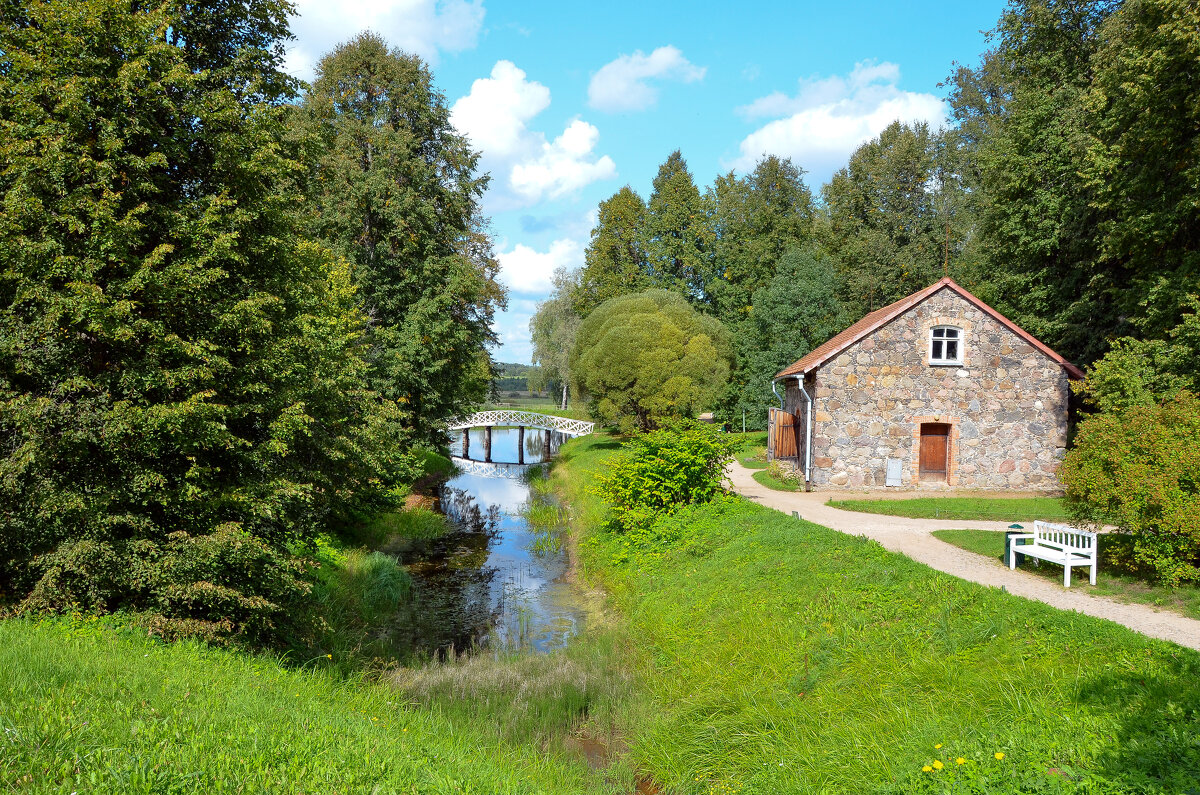 В Михайловском - Алексей Просвиряков
