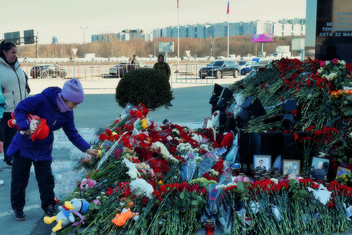 Светлая память жертвам теракта в „Крокус Сити Холле“ . - Татьяна Помогалова Светлая память жертвам теракта в „Крокус Сити Холле“ . - Татьяна Помогалова