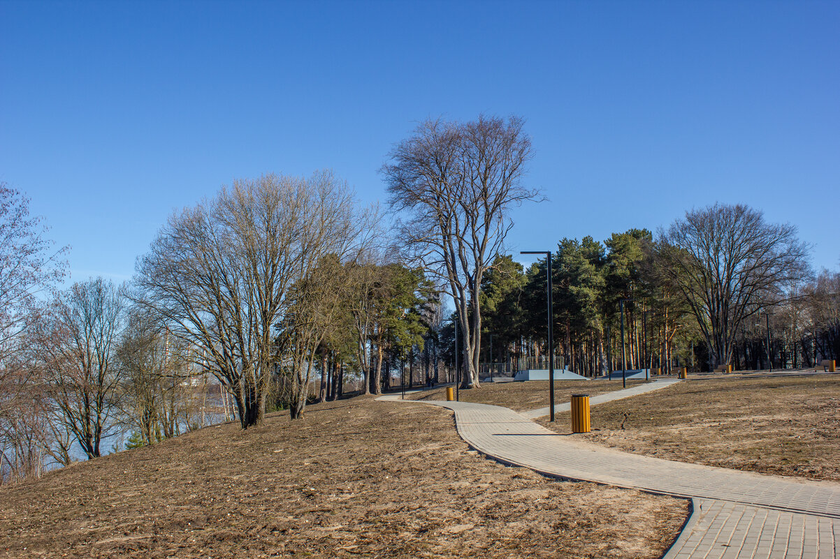 Пока травка не выросла. - Михаил "Skipper" Пока травка не выросла. - Михаил "Skipper"