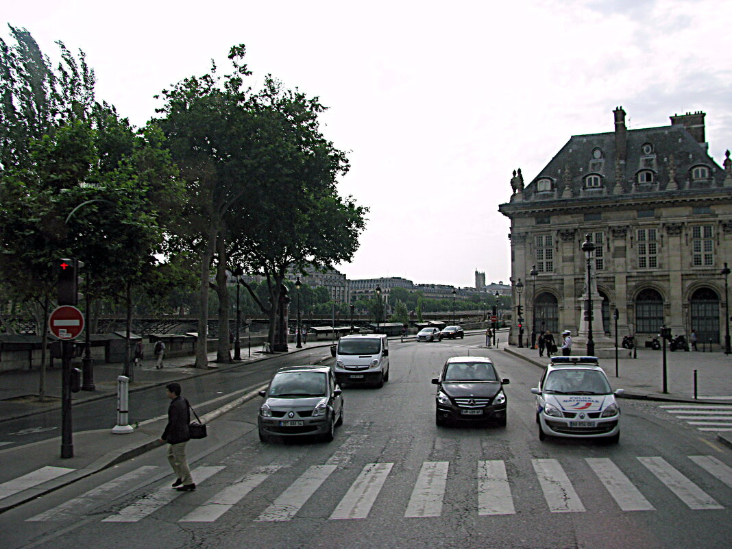 Париж. - Владимир Драгунский