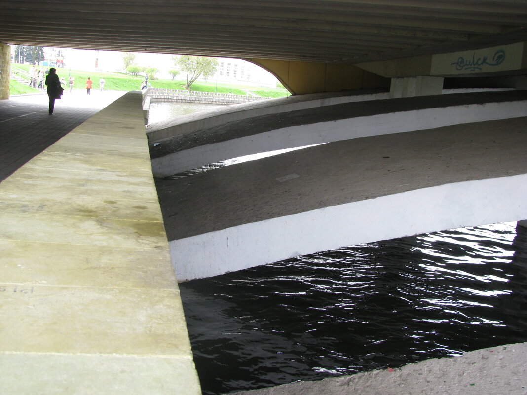 Минск, мост над рекой Свислочь - Олег Зоркий