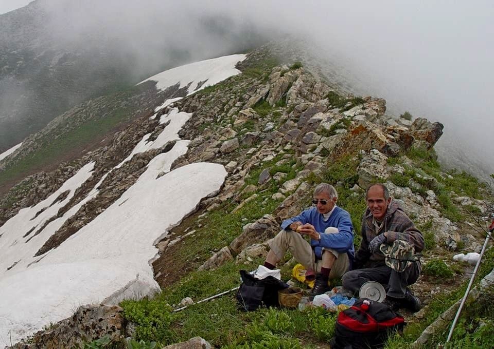 ПРОГУЛКА НА БОЛЬШОЙ ЧИМГАН 3300м, первый привал. - Виктор Осипчук