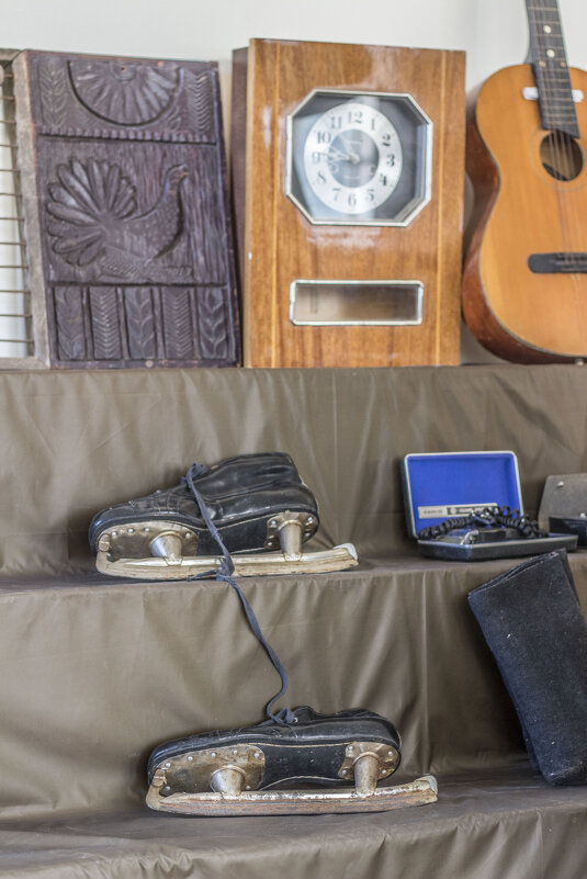 Натюрморт с коньками - Коля Лукашов Натюрморт с коньками - Коля Лукашов