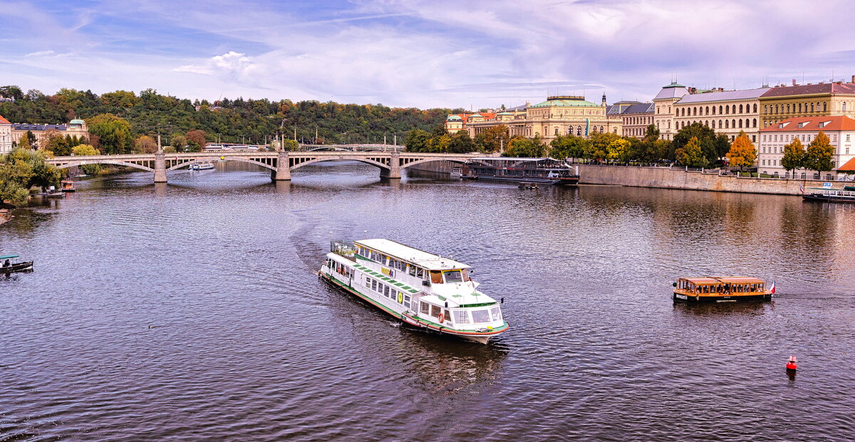 Влтава река в Праге - Sergey Grim Влтава река в Праге - Sergey Grim