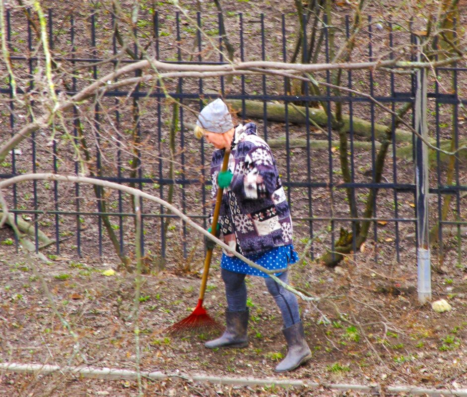 Трудись женщина ! Перед 1 апрелем... - Юрий Куликов Трудись женщина ! Перед 1 апрелем... - Юрий Куликов