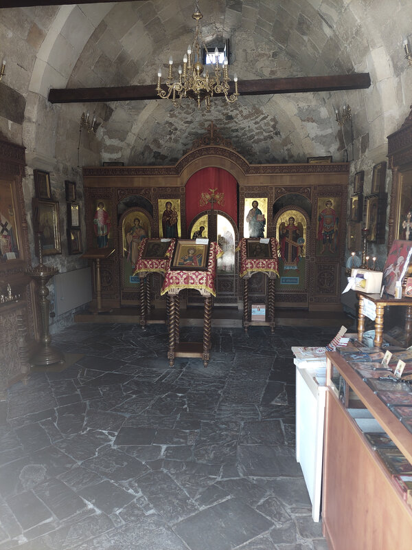 В храме во имя святого великомученика Георгия Победоносца 14 в - ИРЭН@ .