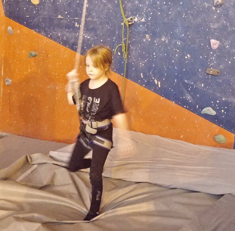 Соревнования по скалолазанию. - Андрей Хлопонин