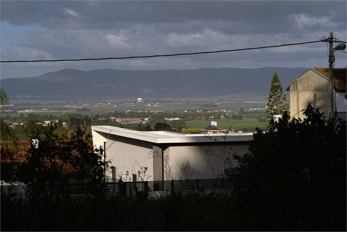 Вид из Мигдаль аЭмека  2025г - ujgcvbif 