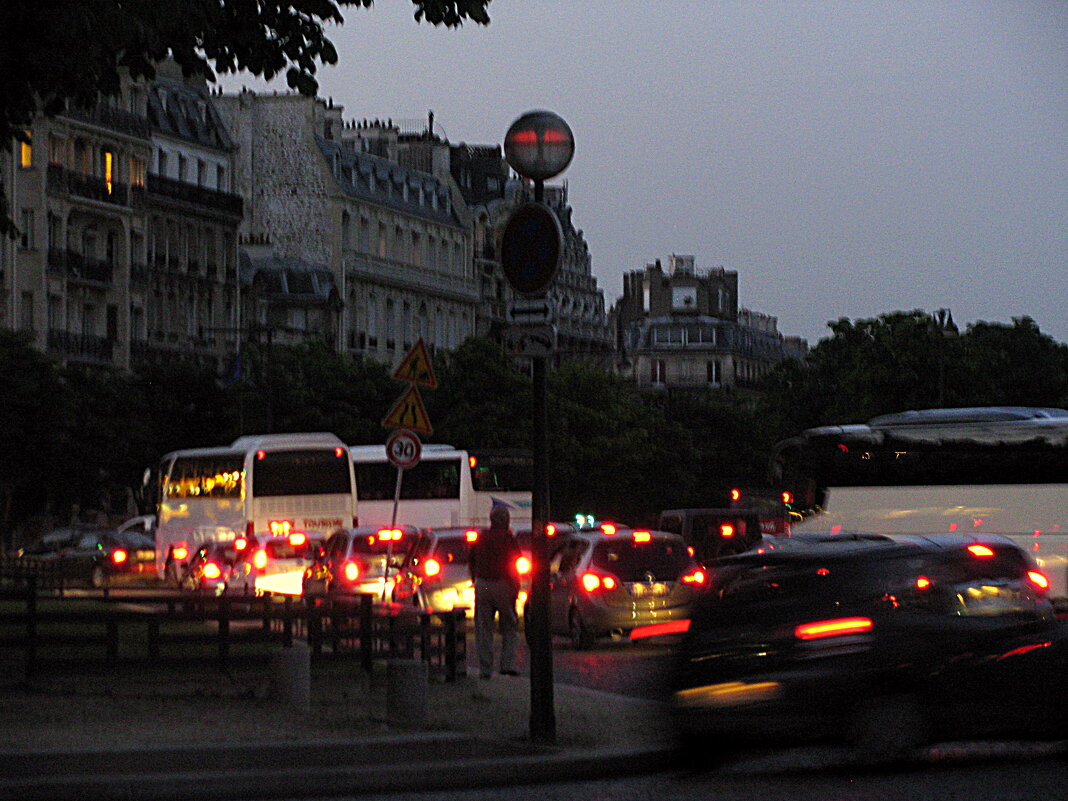 Париж. - Владимир Драгунский Париж. - Владимир Драгунский