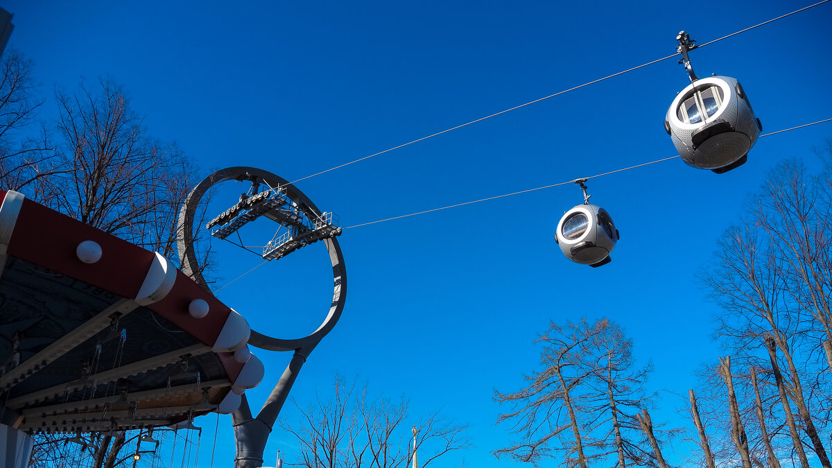 Где то на ВДНХ - юрий поляков