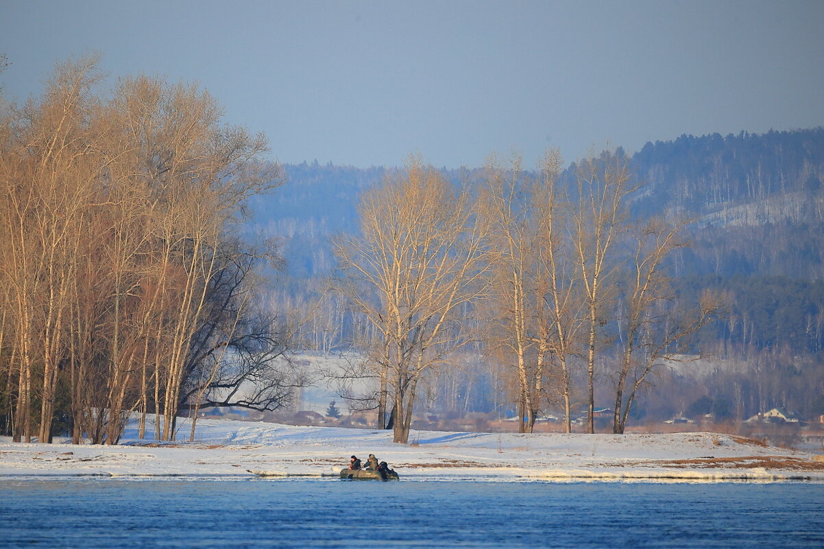 Енисей... - Владилен Панченко