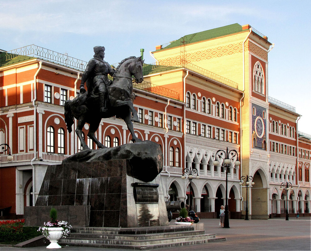 Памятник первому воеводе города И.А. Ноготкову-Оболенскому - Александр Ильчевский Памятник первому воеводе города И.А. Ноготкову-Оболенскому - Александр Ильчевский