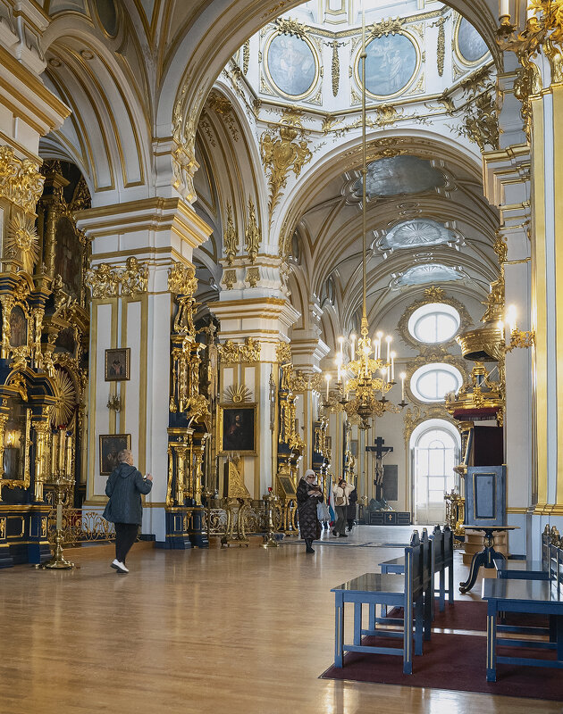 *** - Александр Русинов