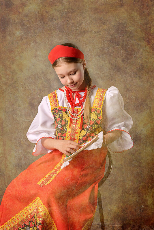 Вышью к празднику цветы - Татьяна Вышью к празднику цветы - Татьяна