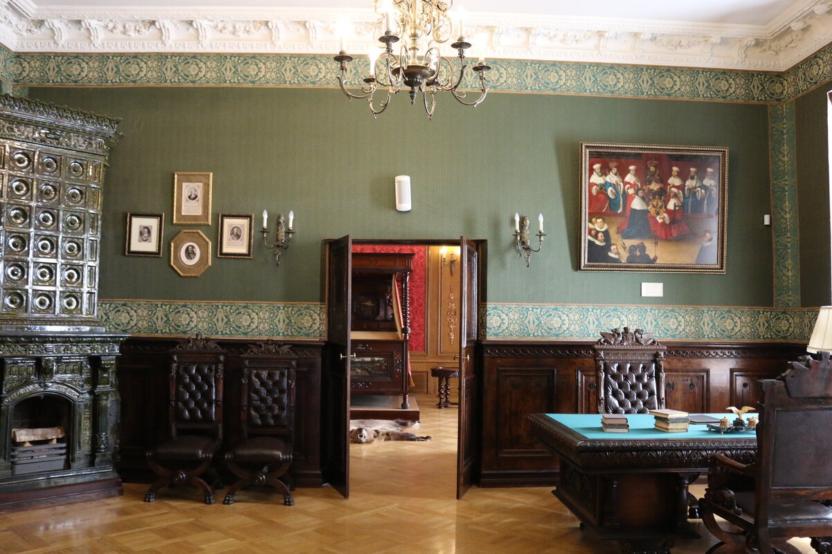 В интерьерах Несвижского замка - Ольга 