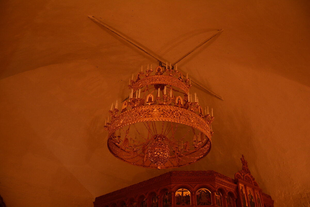 в храме-часовне - Галина R... в храме-часовне - Галина R...