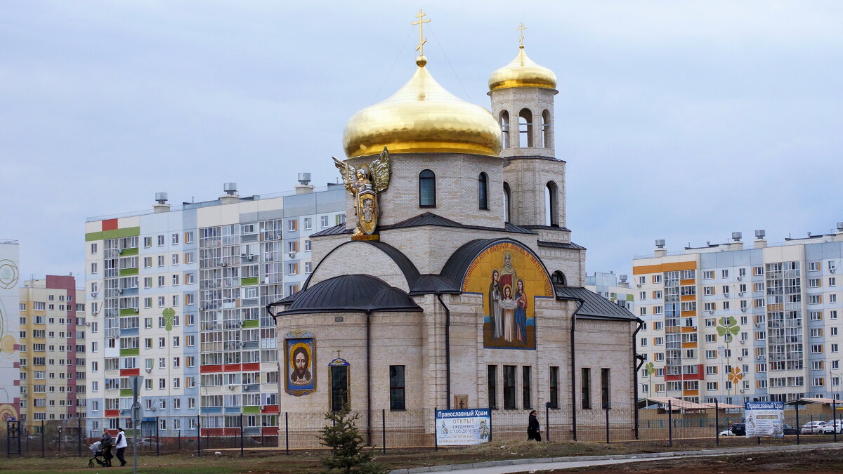 Ясных солнечных дней, доброго, тихого света, неизреченной радости, земных благ и душевного тепла. - Вик Токарев Ясных солнечных дней, доброго, тихого света, неизреченной радости, земных благ и душевного тепла. - Вик Токарев