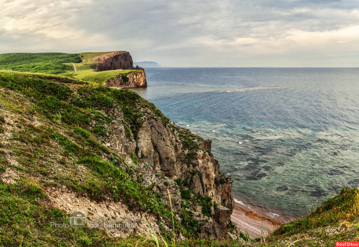 Вечер в бухте Малая Нерпа - Игорь Сарапулов