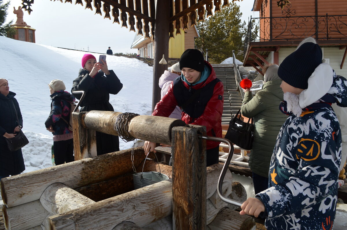 У Святого источника Иоанна Крестителя - Татьяна Лютаева