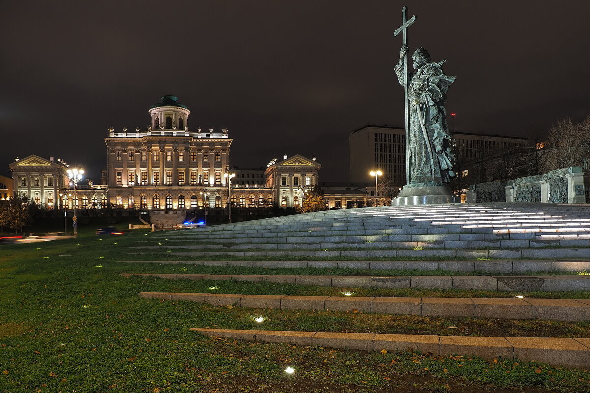 Памятник Князю Владимиру в Москве. - Евгений Седов Памятник Князю Владимиру в Москве. - Евгений Седов