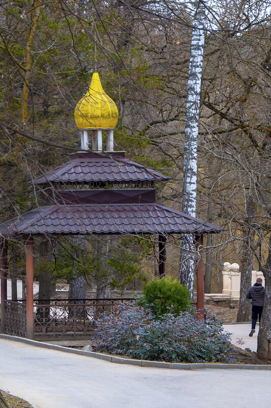 Кисловодск. Курортный парк. Никольский источник - Gen Кисловодск. Курортный парк. Никольский источник - Gen