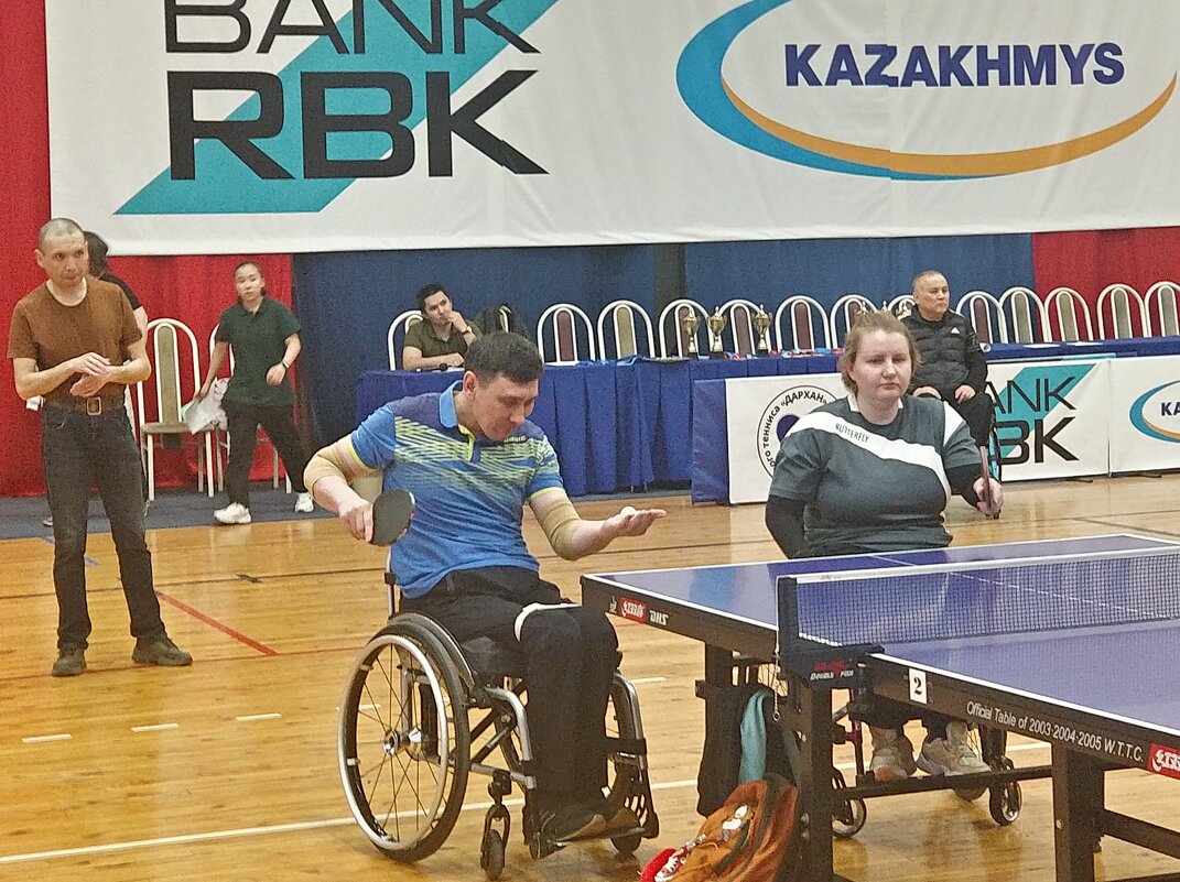 Подача - Андрей Хлопонин Подача - Андрей Хлопонин