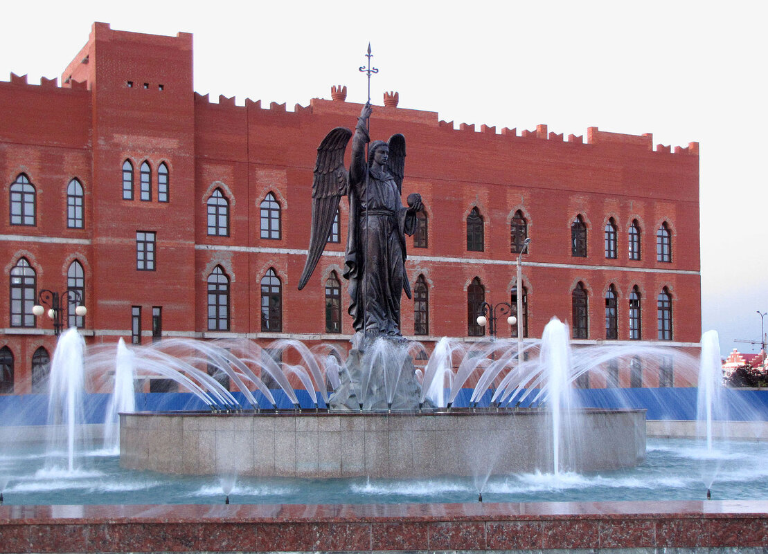 Памятник-фонтан Архангелу Гавриилу - Александр Ильчевский 