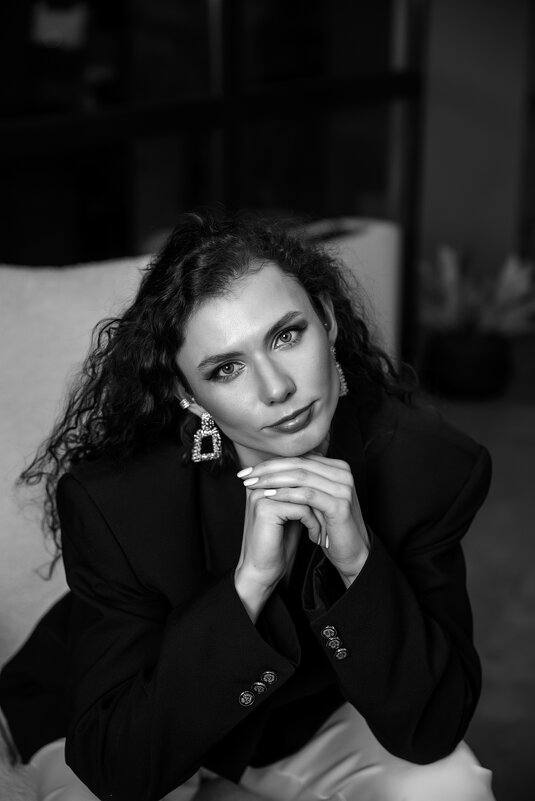 Портрет - Елена Лагода