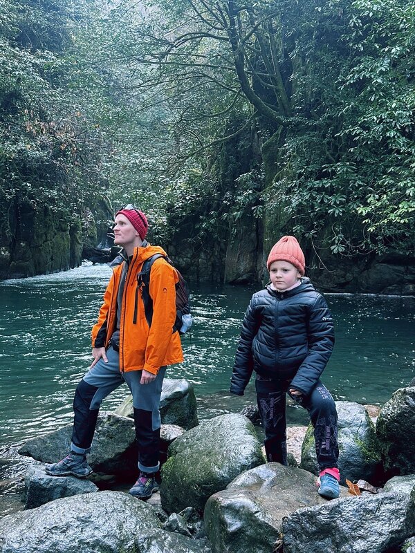 На горной реке - Георгиевич На горной реке - Георгиевич