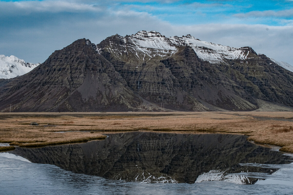 Гора на себя смотрит - Георгий А