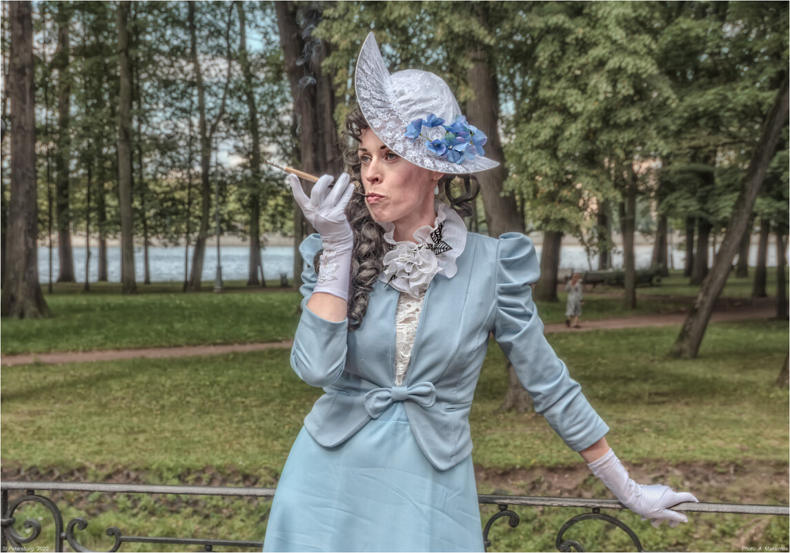 В Лопухинском саду. Из серии "Погружаясь в прошлое". - Александр Максимов В Лопухинском саду. Из серии "Погружаясь в прошлое". - Александр Максимов