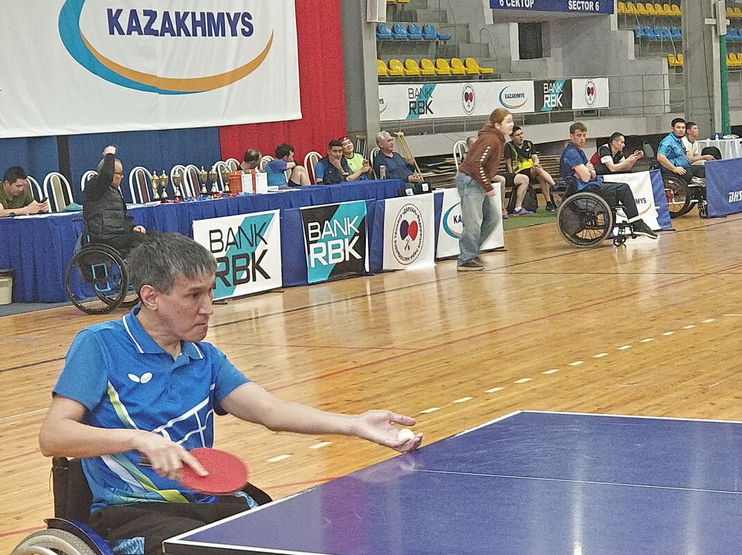 Игра - Андрей Хлопонин