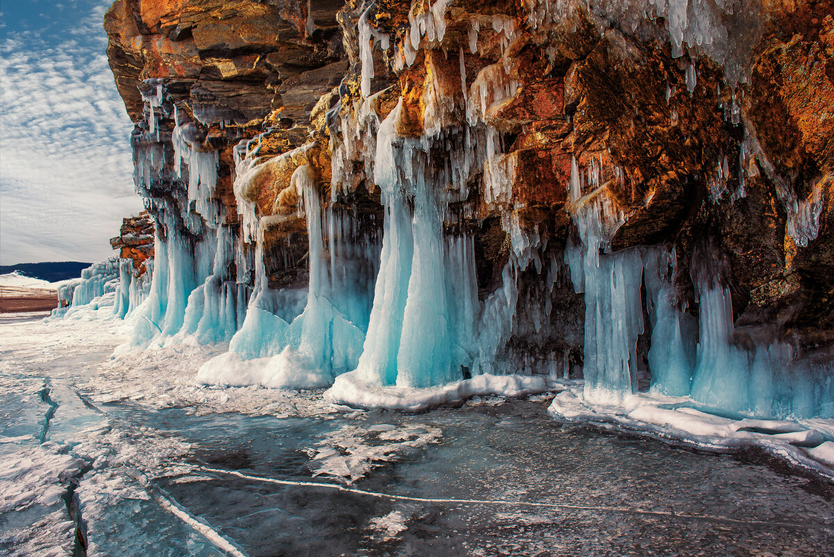Лёд и мрамор - Виктор Садырин Лёд и мрамор - Виктор Садырин