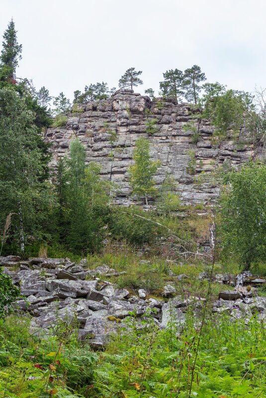 Скалы на вершине горы Заозерная. - Алексей Трухин