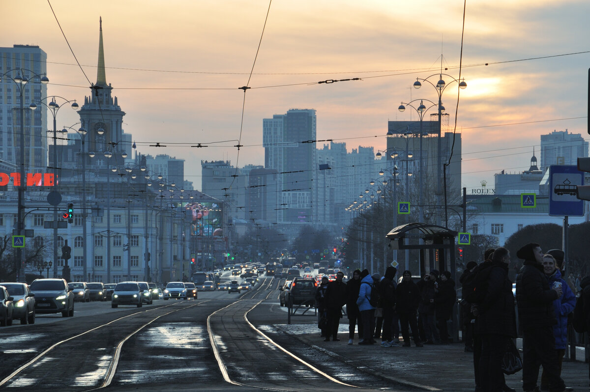 *** - Сергей Сергеев