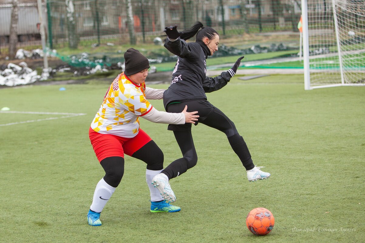 Когда другие мячи интереснее - Алексей .