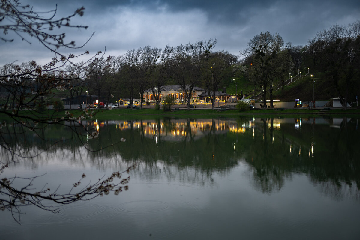 Вечернее озеро.... - Referee (Дмитрий)
