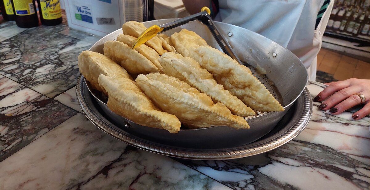 Чебуреки с Сухаревки. Ну очень вкусные! - ИРЭН@ .