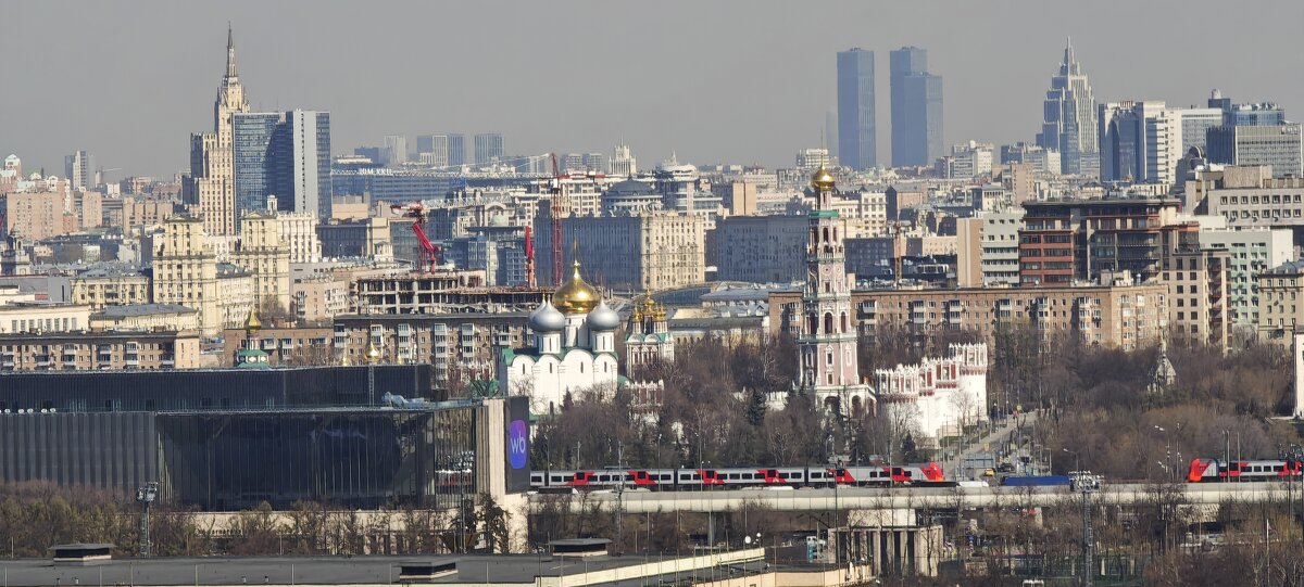 Новодевичий монастырь - <<< Наташа >>>