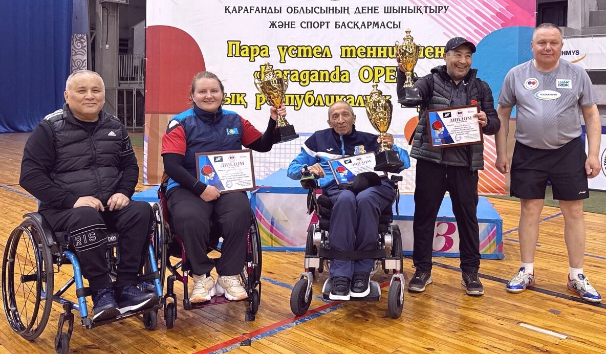 Чемпионы - Андрей Хлопонин