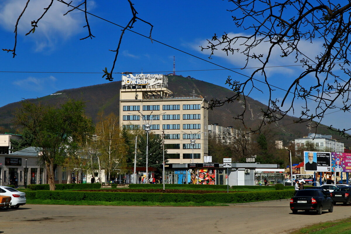 Привокзальная площадь - Игорь Kуленко Привокзальная площадь - Игорь Kуленко